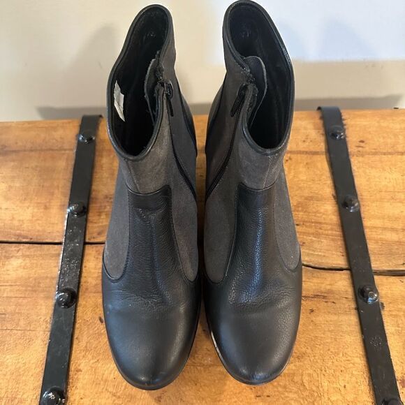 Naot Sky Leather/Suede Wedge Booties Sz 38 / 7 - Picture 4 of 8